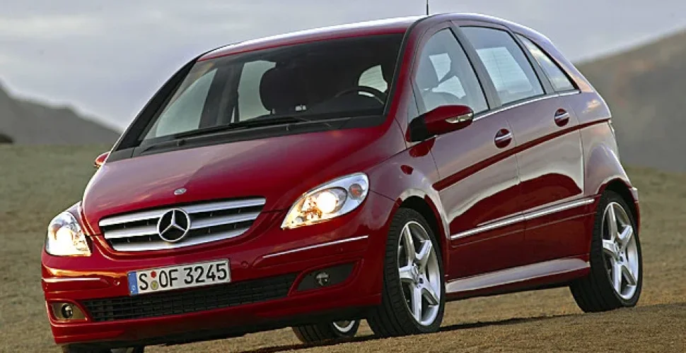 MERCEDES B-KLASSE - B180
